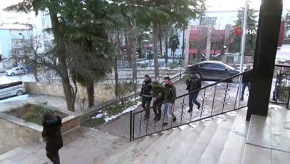 Şüpheli araçtan 6 kilogram bonzai çıktı