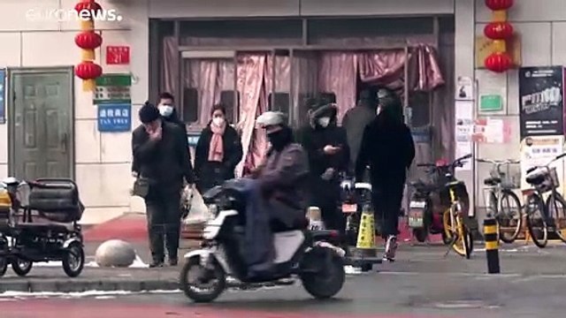 «Οργή λαού» στην Κίνα μετά τον θάνατο του γιατρού που προειδοποίησε για τον κορονοϊό