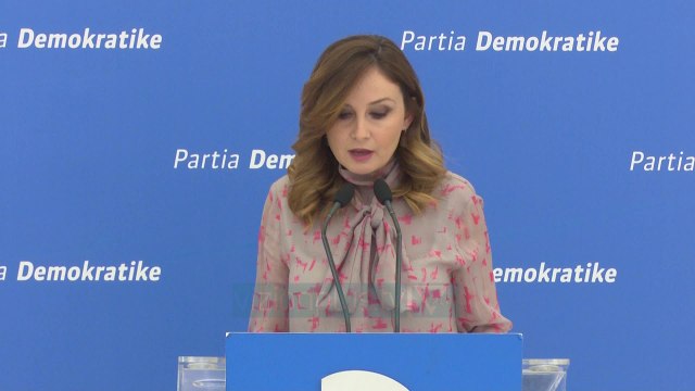 “Ekonomi e errët dhe kanabizim”/ Tabaku: Qeveria po shpenzon për luks - Vizion Plus