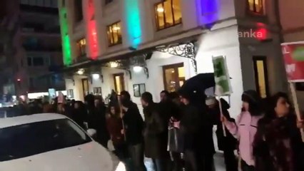 Kadıköy'de Kanal İstanbul protestosuna polis müdahalesi