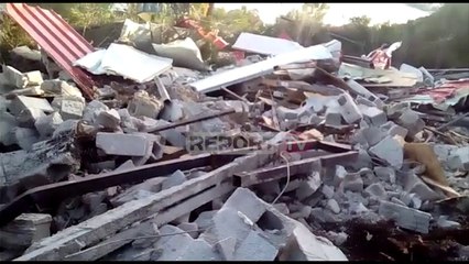 Report TV -I huaji kalon fundjavë në Ksamil dhe shokohet nga ajo që sheh, reagon IKMT