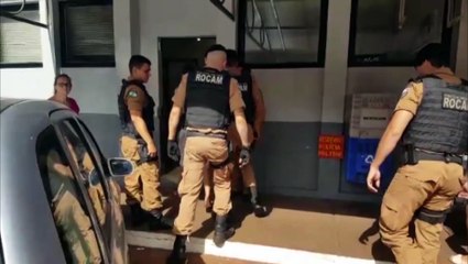 Homem é detido pela PM acusado de agredir mulher