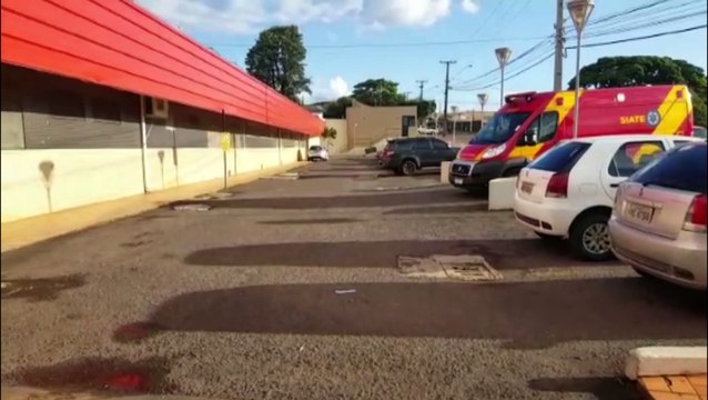 Jovem é levada à UPA Tancredo ao sofrer queda no Centro