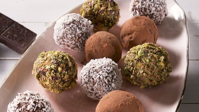 Wine Lovers! You Need These Super Rich Chocolate Truffles