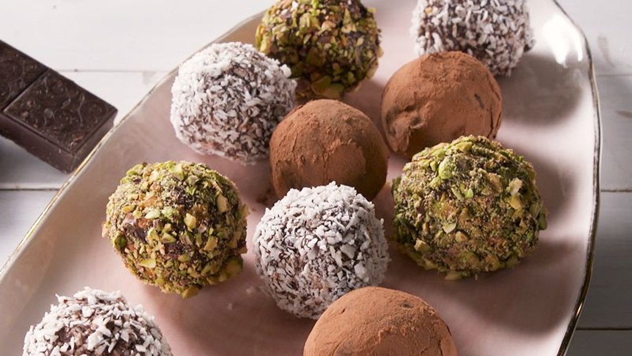 Wine Lovers! You Need These Super Rich Chocolate Truffles