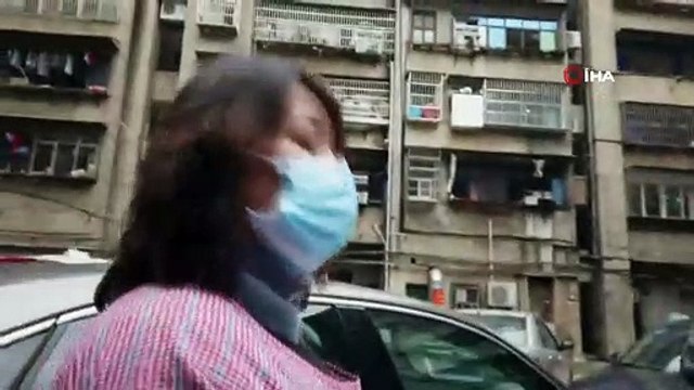 - Wuhan’da polis kapı kapı gezip ateş ölçüyor