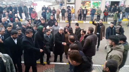 Deprem şehitlerinin ailelerine taziye ziyareti