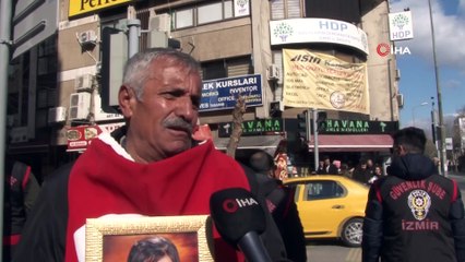 Diyarbakır'dan sonra evlat nöbetini İzmir'de sürdürüyor