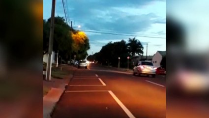Av. Comil: com mudanças no sentido, motoristas ainda transitam na contramão