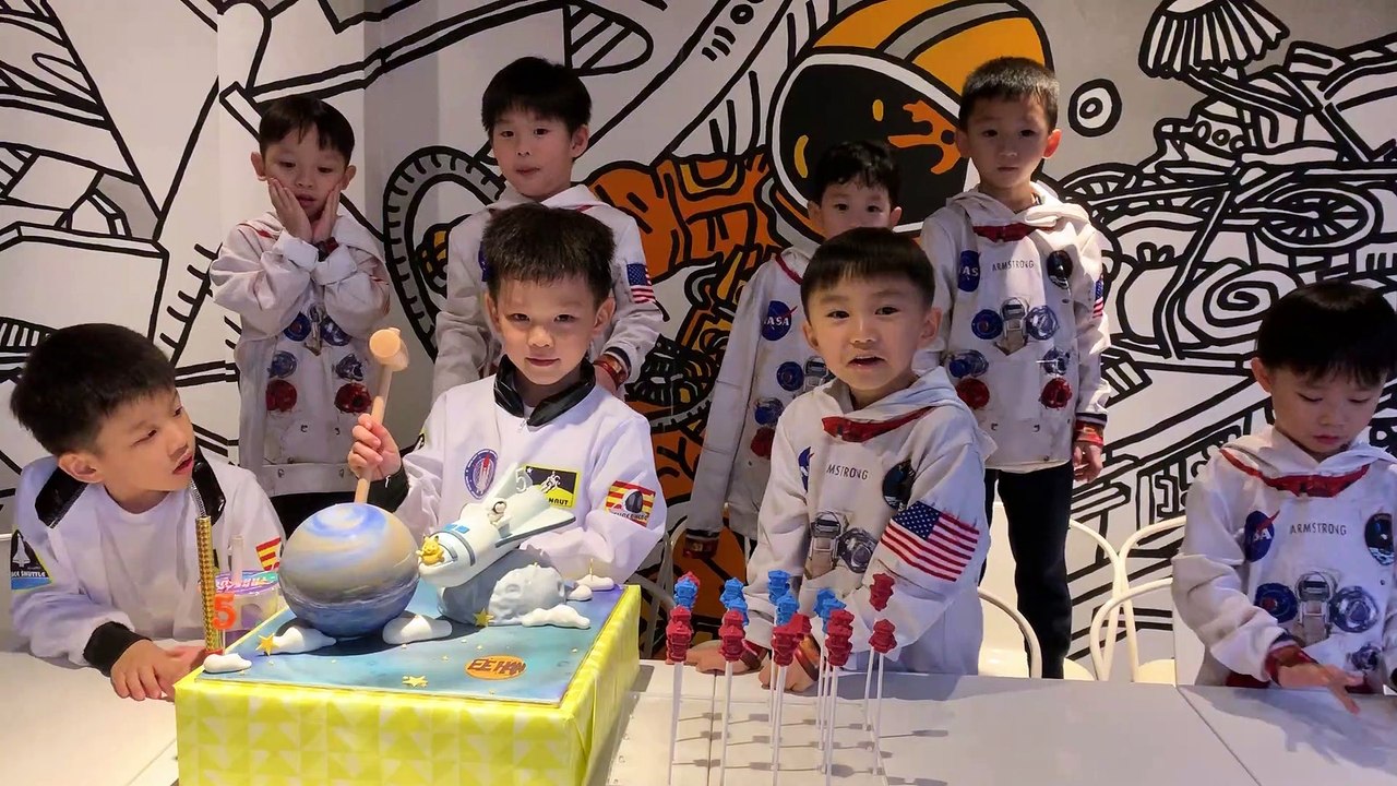 Smack! The piñata cake offers up lots of excitement and goodies