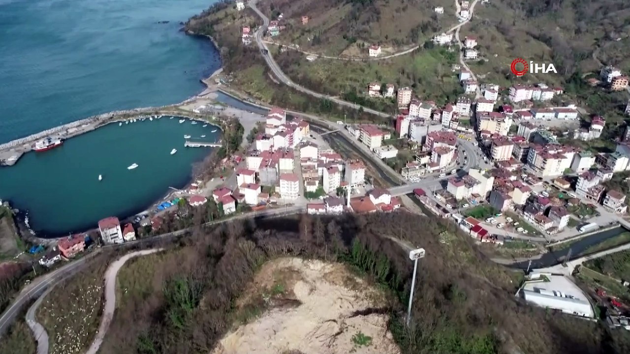 Az güneş alan mahalleye 'Karadeniz' usulü çözüm: Güneşten daha fazla yararlanabilmek için dağı tıraşladılar