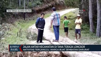 Aktivitas Terganggu, Warga Buat Jembatan Darurat