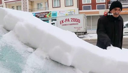 Sivas'ta kar hayatı olumsuz etkiledi