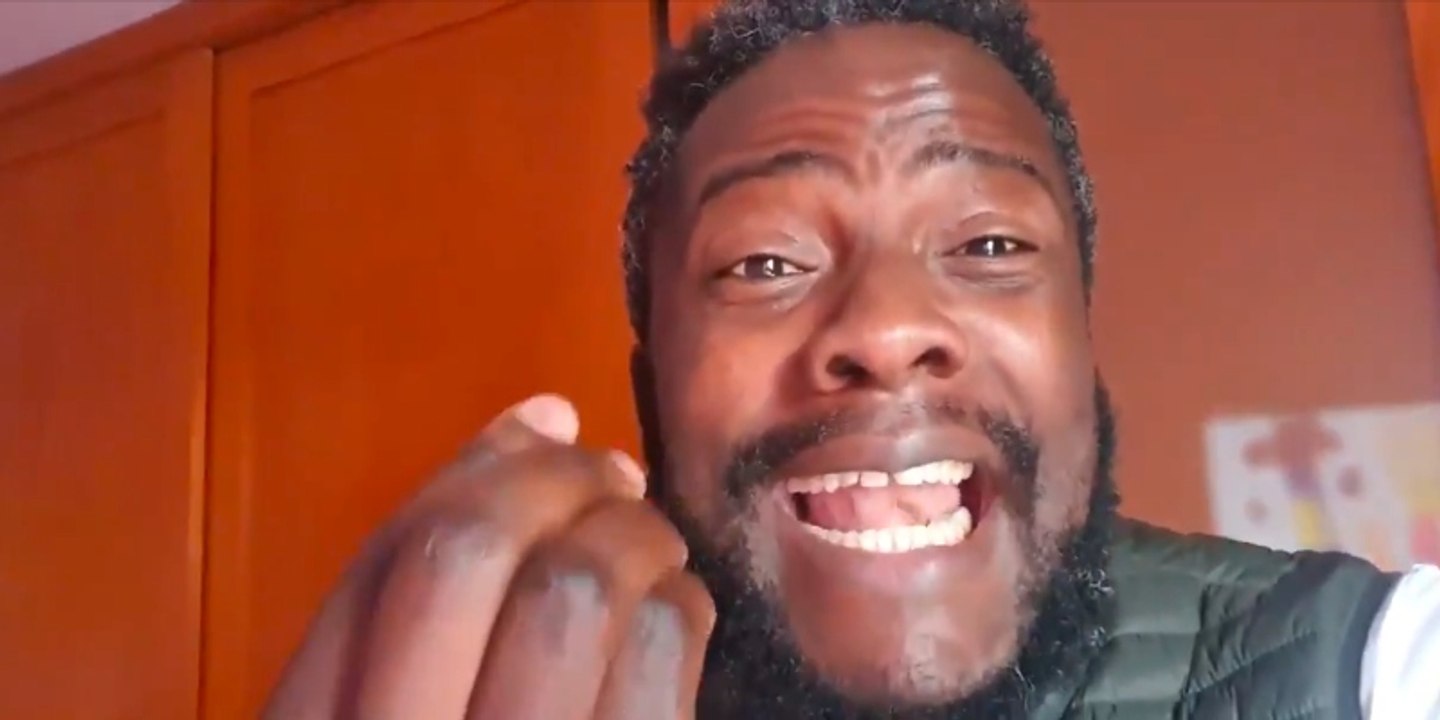 Bertrand Ndongo dice que las “amargadas de izquierda’ tienen más apetito sexual porque no hay "machos empotradores" entre los progres