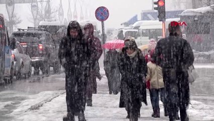 Hakkari yüksekova'da kar yağışı