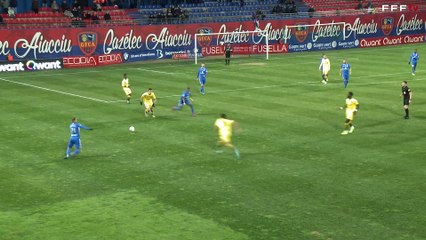 J21 - le résumé vidéo de la rencontre Gazélec FC Ajaccio / Bourg en Bresse (1-1)
