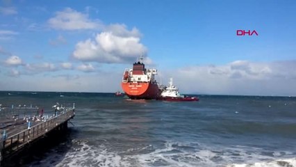 Yalova'da yük gemisi karaya oturdu-1