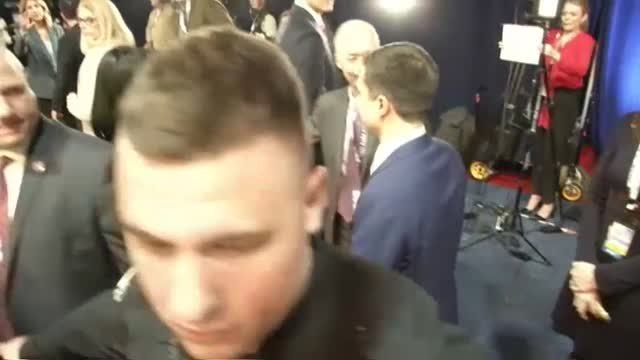 Bernie Sanders y Pete Buttigieg, a la cabeza en las encuestas del caucus demócrata de New Hampshire