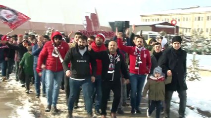 Taraftarlar Sivasspor idmanına akın etti!
