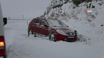 Sahara ve Mozeret geçidi kar ve tipi nedeniyle ağır tonajlı araçlara kapatıldı