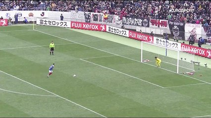 Neuf tirs au but manqués de suite entre Yokohama et le Vissel Kobe !