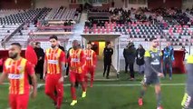 FC Martigues - Marignane Gignac : l'entrée des joueurs sur la pelouse