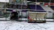 Artvin’de kar yağışı nedeniyle 3. Lig maçı ertelendi