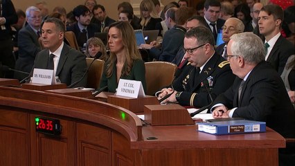 Trump defende demissão de militar