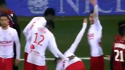 Carton rouge pour Boudaoui vs Nimes