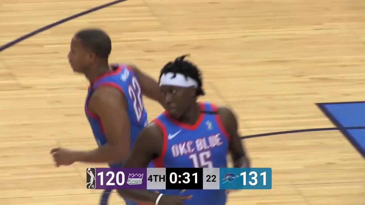 Devon Hall (17 points) Highlights vs. Stockton Kings