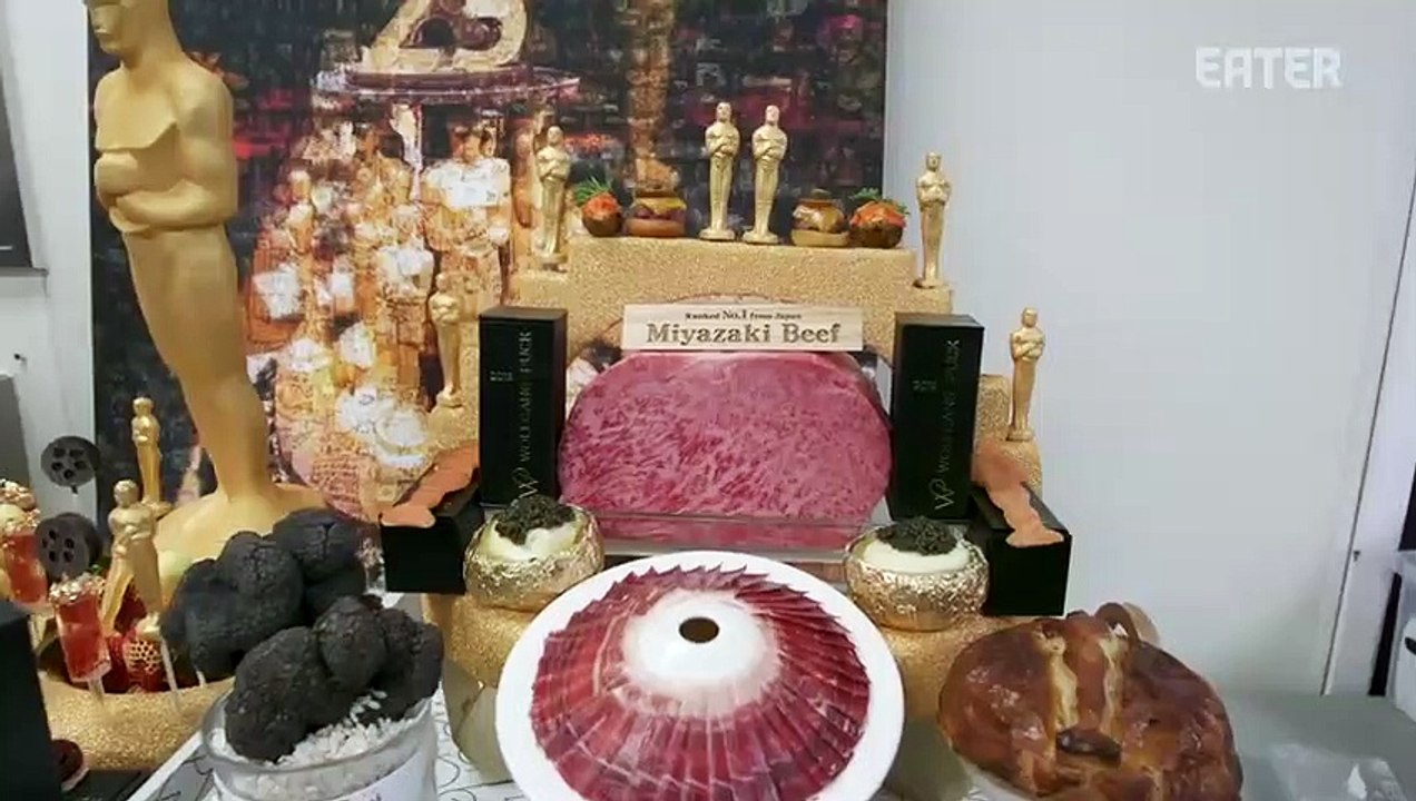 How Chef Wolfgang Puck Serves 25,000 Dishes at The Oscars Every Year — Mise En Place