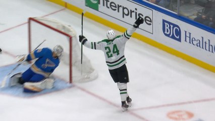 Roope Hintz beats Binnington for overtime winner