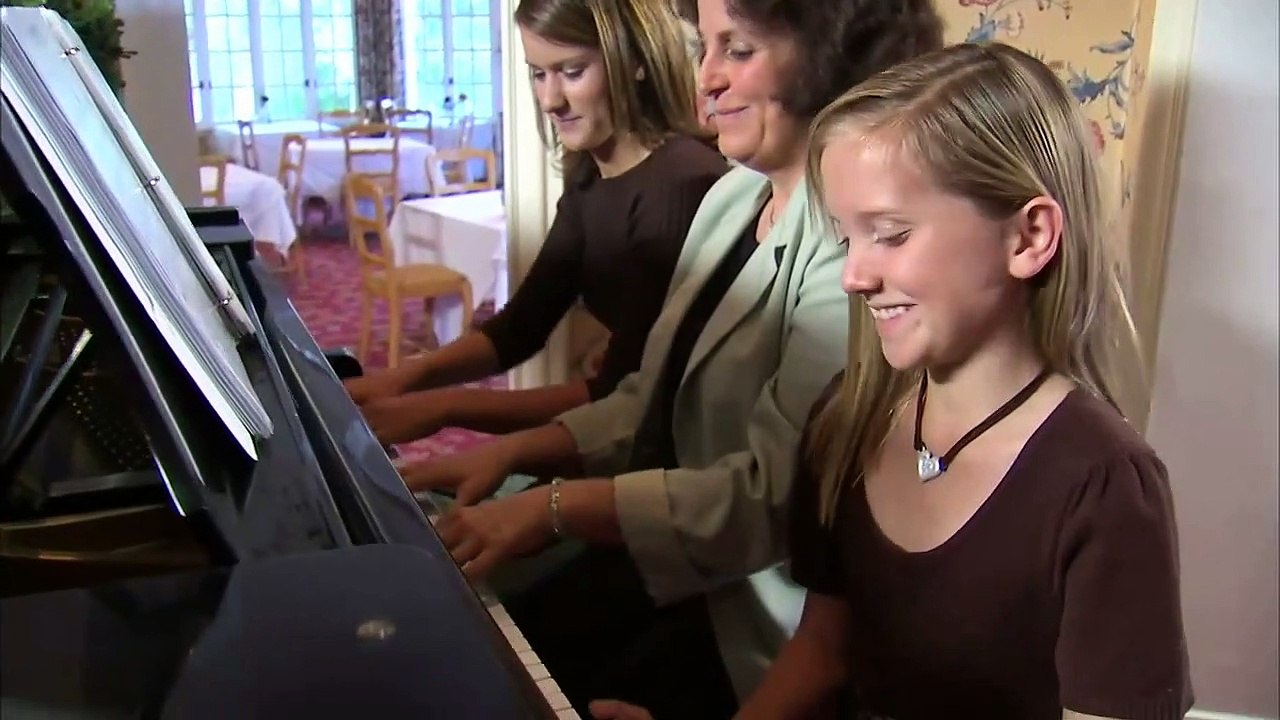 2) Mademoiselle, entrez chez nous. Chansons et rondes enfantines. Piano. Musique