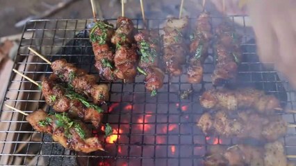 Cambodian food - BBQ pork​  skewer - សាច់ជ្រូកចង្កាក់អាំង - ម្ហូបខ្មែរ