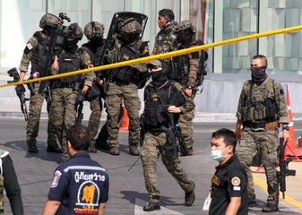 Tayland'da alışveriş merkezinde katliam yapan asker öldürüldü