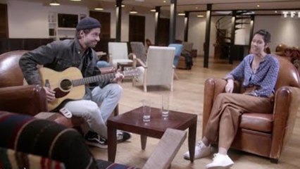 'Stars à nu'  - le message bouleversant de Fanny Leeb à son frère, Tom, qui l'a...