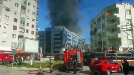 İzmir'de hastane yangını: Hastalar tahliye ediliyor