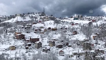 Karadeniz'de kar yağışı etkili oluyor