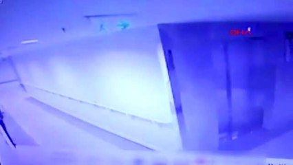 Bahçelievler'de hastane odasından hırsızlık yapan şüpheli kamerada