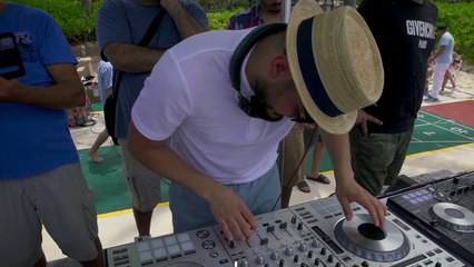 النجوم والبهجة في أماكن جديدة ساحرة...شط بحر الهوى يعود في موسمه الثامن