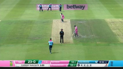 Saqib Mahmood marks ODI debut with superb wicket