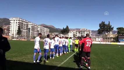 Centilmen futbolcu para ödülünü Mehmetçik Vakfına bağışladı