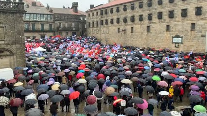Miles de personas toman Santiago contra el "desmantelamiento" de la sanidad pública