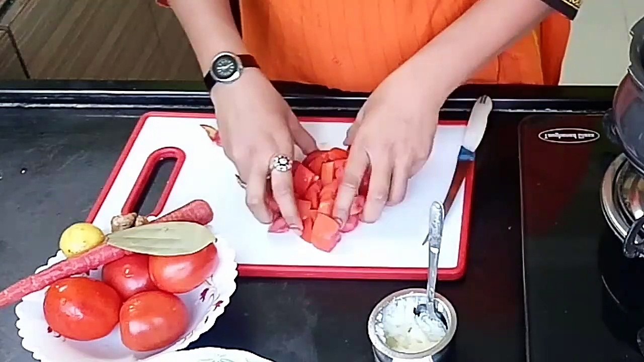 Restaurant jaisa tomato soup recipe.