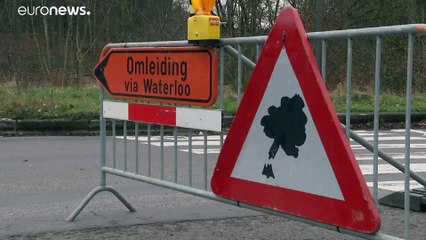 Ураган "Сиара" наступает на Европу