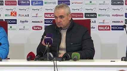 Rıza Çalımbay: "Bir kere de bizim için VAR'a gidin"