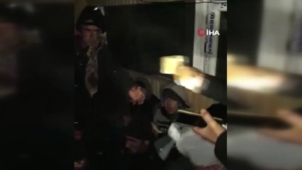 Van Gölü kıyısına terk edilen düzensiz göçmenler donma tehlikesi geçirdi