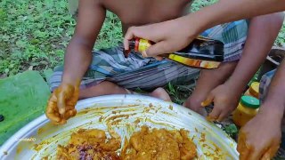 Chicken Baked In Mud - Ultimate Chicken Kabab Cooking In Clay - Crazy Cooking Show Of Village Boys