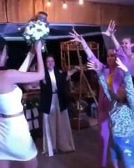 Öyle meşalelere, havai fişeklere gerek yok... Böyle nahif evlenme teklifleri daha güzel 