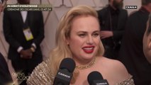 Rebel Wilson sur le tapis rouge pour Jojo Rabbit - Oscars 2020